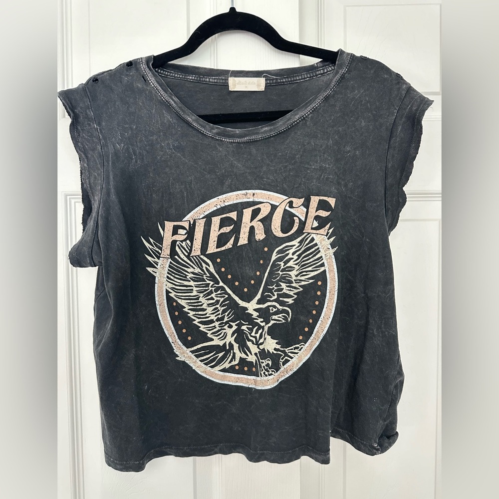 Alter’d State graphic tee size M